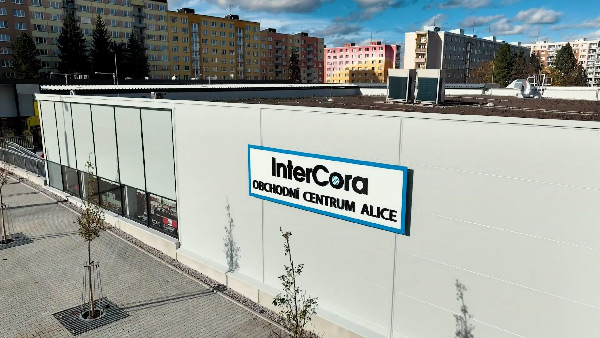 InterCora OC Alice Plzeň - otevření